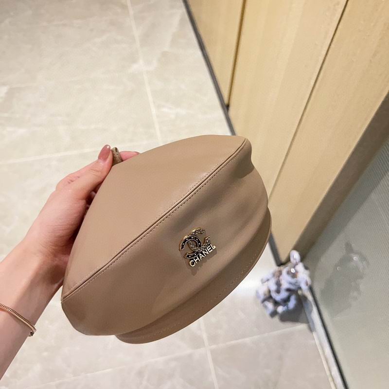 Chanel beret 60 (1)